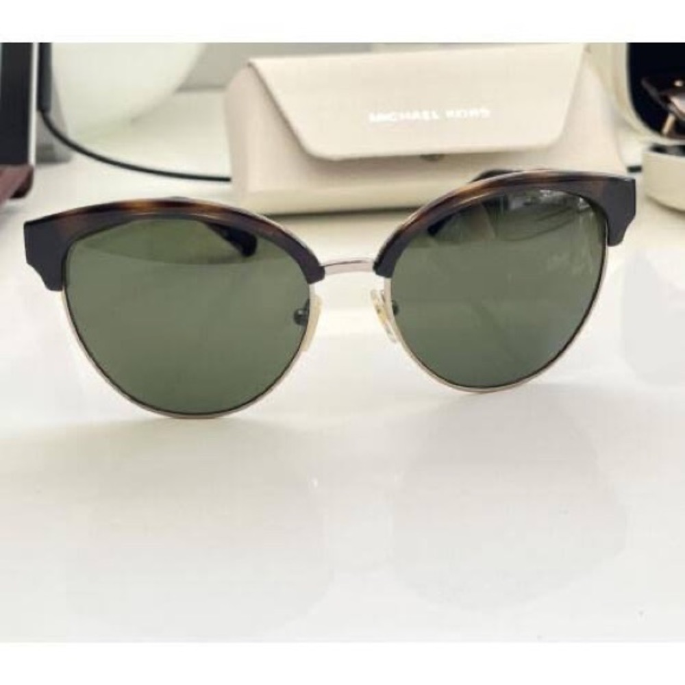 Barely worn authentic Michael Kors sunglasses